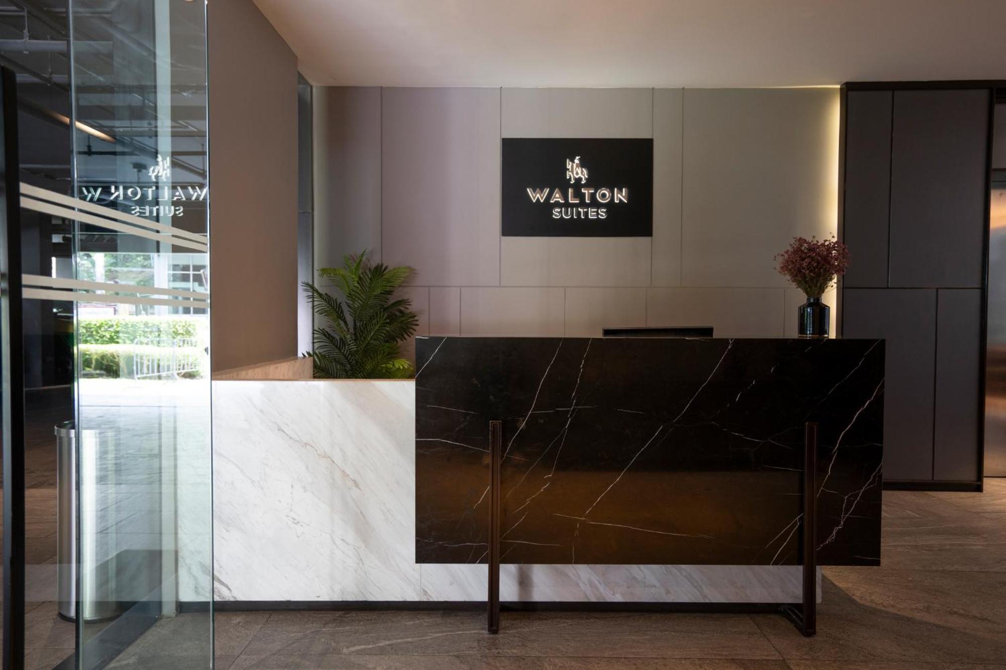 Walton Suites Sukhumvit Bangkok Exterior photo
