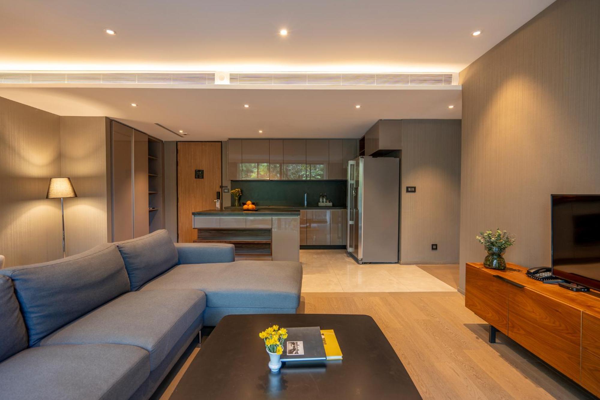 Walton Suites Sukhumvit Bangkok Exterior photo