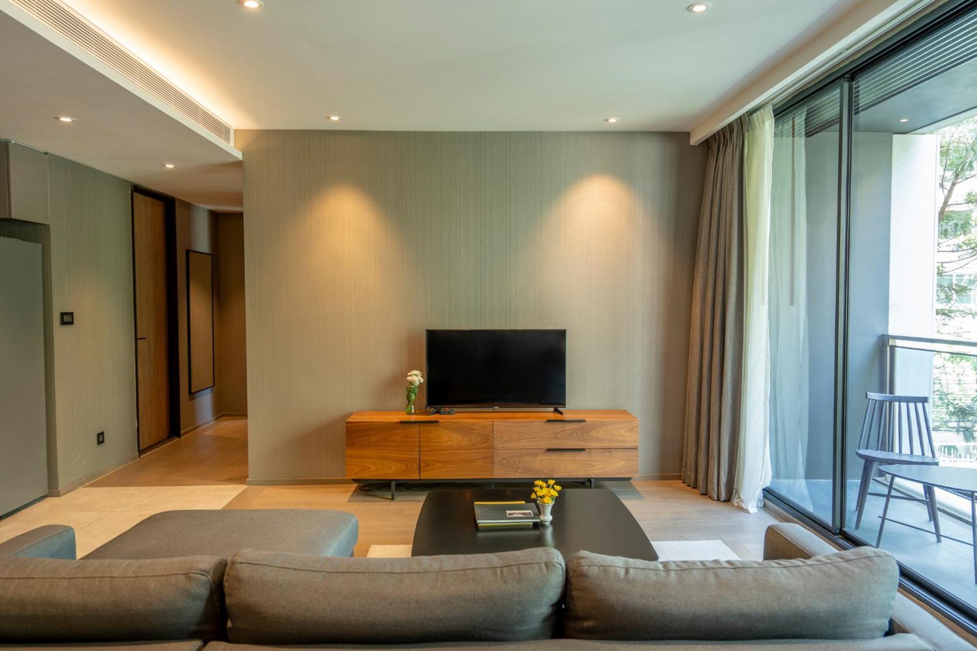Walton Suites Sukhumvit Bangkok Exterior photo