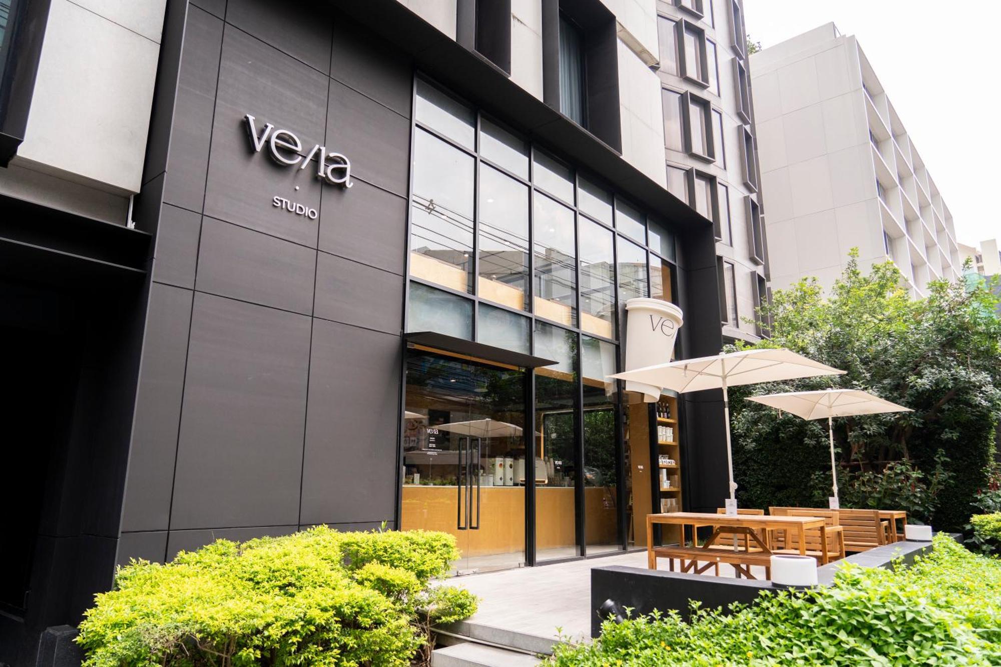 Walton Suites Sukhumvit Bangkok Exterior photo
